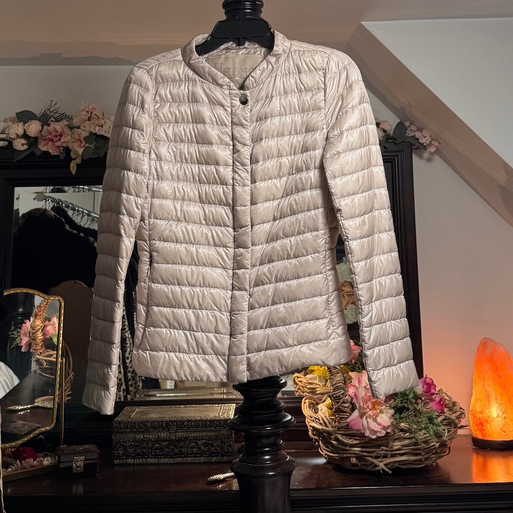 Herno down jacket fits like a small